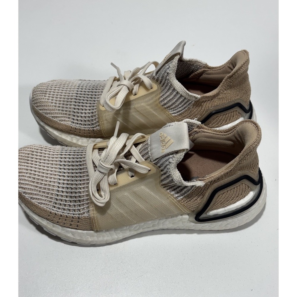 Adidas Ultra Boost Women's Shoes Sz 6.5 Sneakers‎ Beige Lace Up Sports B75878